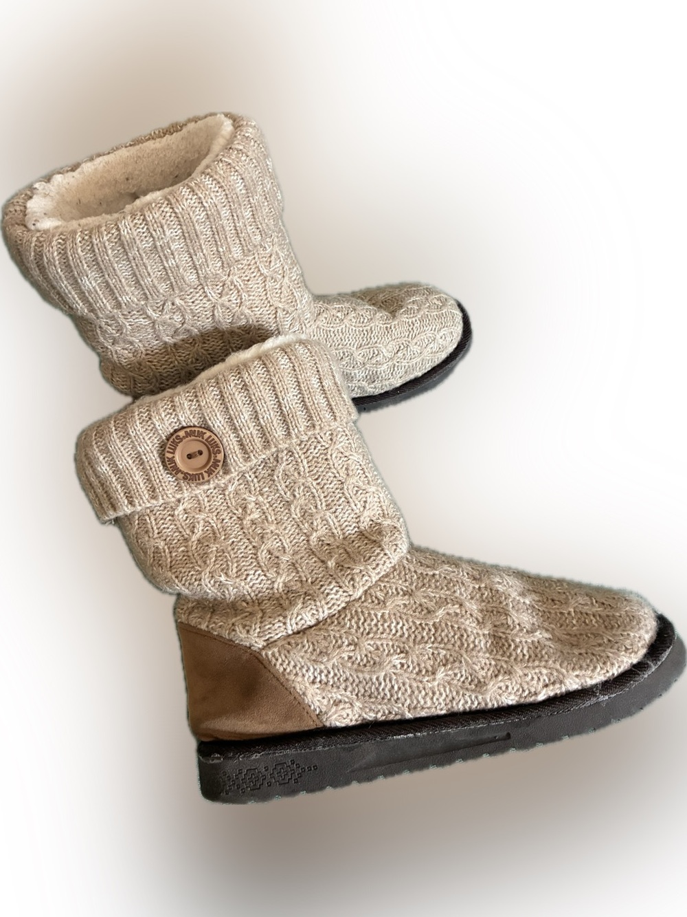 Cozy Cream Sherpa Lined MukLuks Knit Boots - Size 8